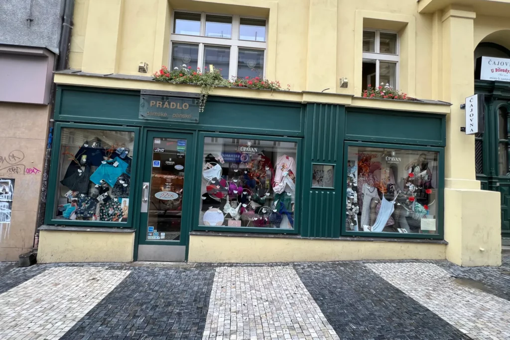 SPODNÍ PRÁDLO dámské pánské Praha 2